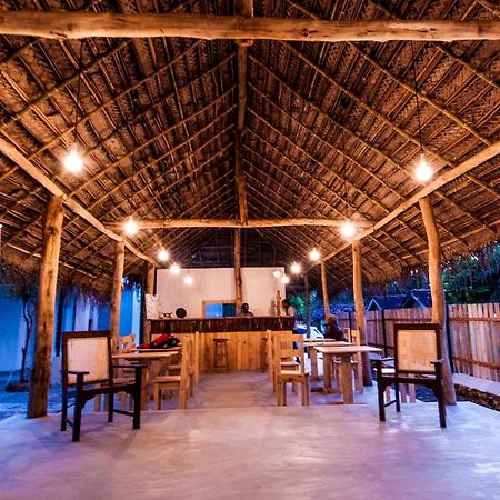 Bunk 15 Hiriketiya Hostel Dikwella Εξωτερικό φωτογραφία
