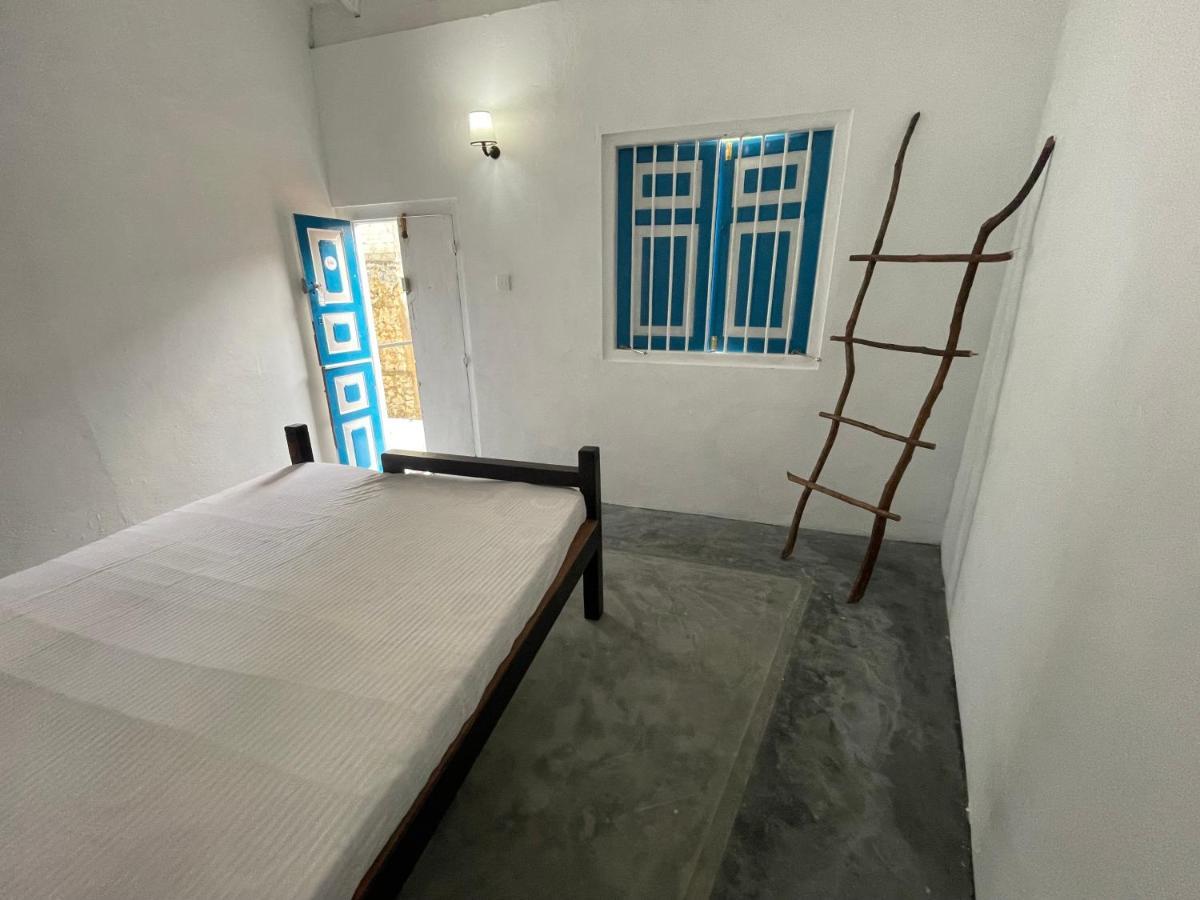 Bunk 15 Hiriketiya Hostel Dikwella Εξωτερικό φωτογραφία
