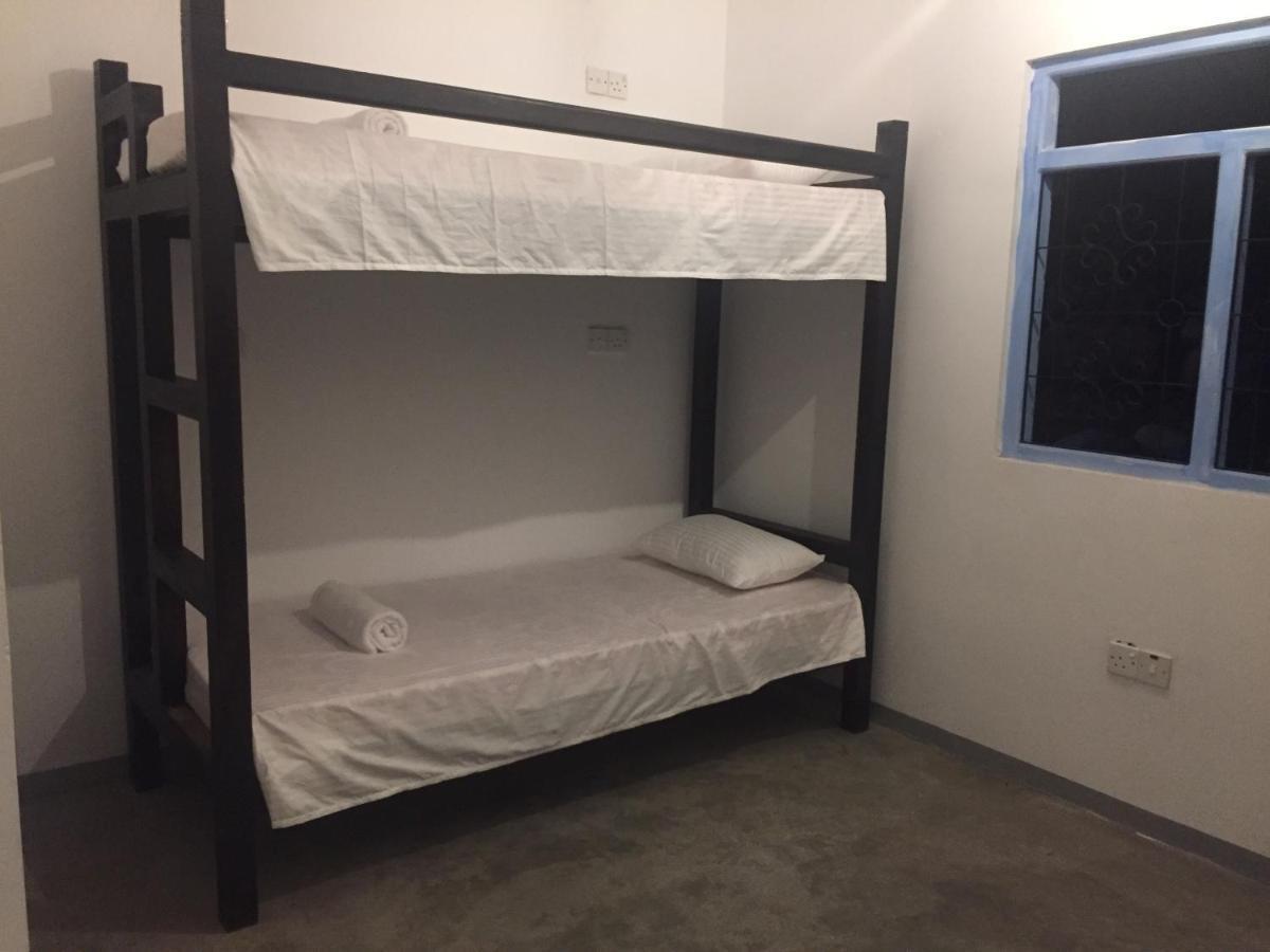 Bunk 15 Hiriketiya Hostel Dikwella Εξωτερικό φωτογραφία