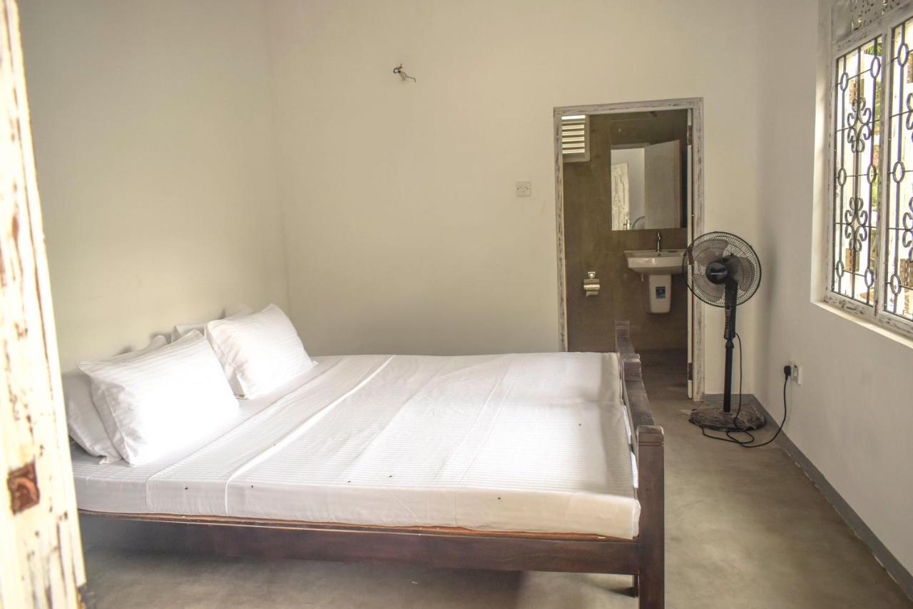 Bunk 15 Hiriketiya Hostel Dikwella Εξωτερικό φωτογραφία
