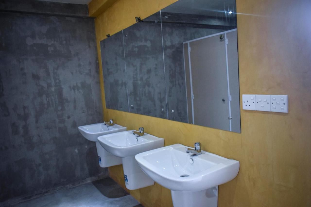 Bunk 15 Hiriketiya Hostel Dikwella Εξωτερικό φωτογραφία