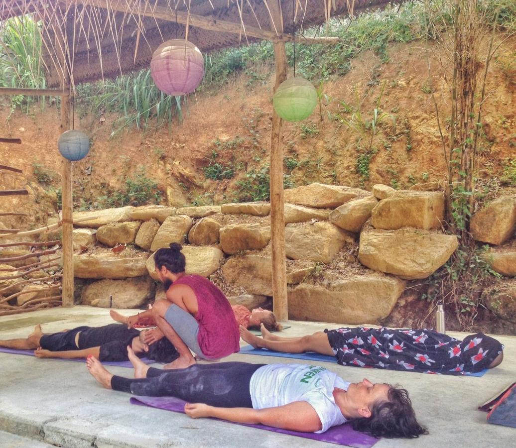 Bunk 15 Hiriketiya Hostel Dikwella Εξωτερικό φωτογραφία