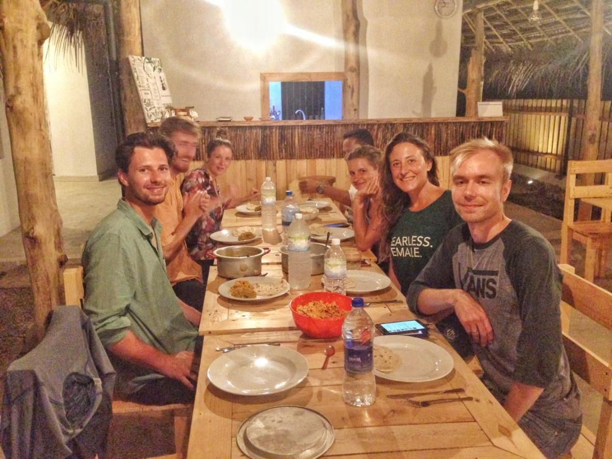 Bunk 15 Hiriketiya Hostel Dikwella Εξωτερικό φωτογραφία